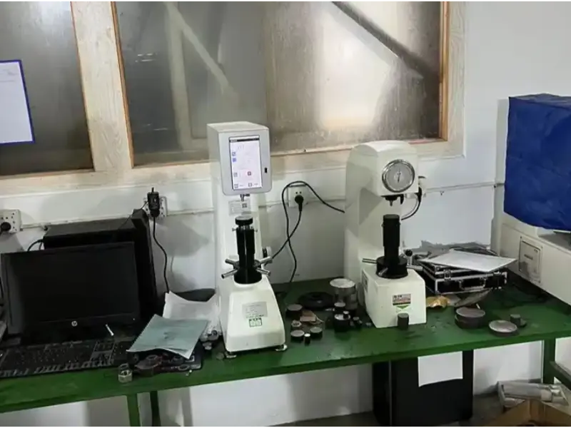 Hardness test for Heavy Hex Nut Grade 8 UNC ASME B18.2.2 Carbon Steel